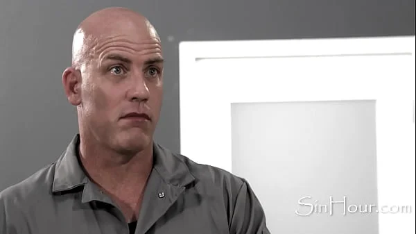 Fat wife addicted to sexual thrills cheats on husband | Spanish subtitles