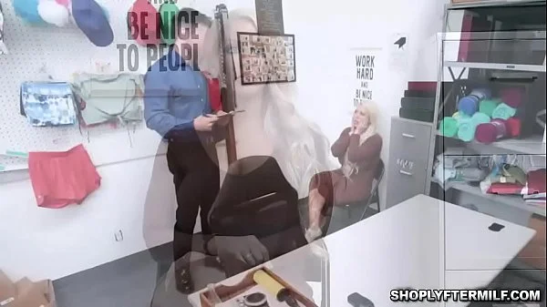 Big tittied Alura spread legs for Mike to bang her mature pussy