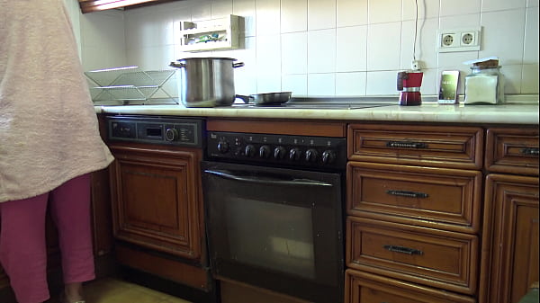 Mature stepmother let's me fuck her hairy pussy in the kitchen