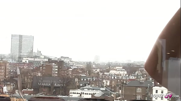 Mature real estate agent Tanya Tate gives bonus in the form of sex