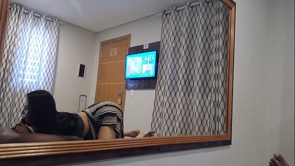 Delicia de morena chupa que e uma delicia